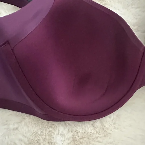 Olga seamless contour underwire Bra 38C  rich garnet - Picture 7 of 11